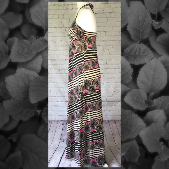 Xhilaration maxi dress - Picture 2 of 10